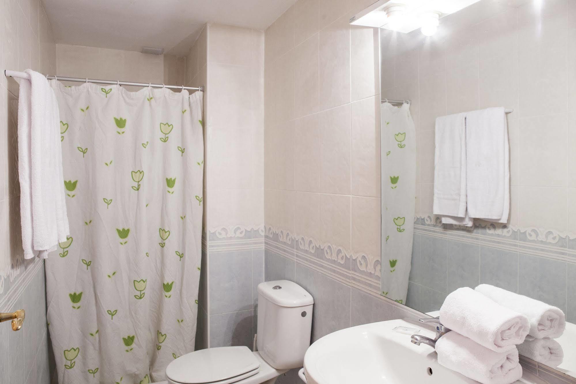Ibersol Siesta Dorada Apartamento Salou Exterior foto
